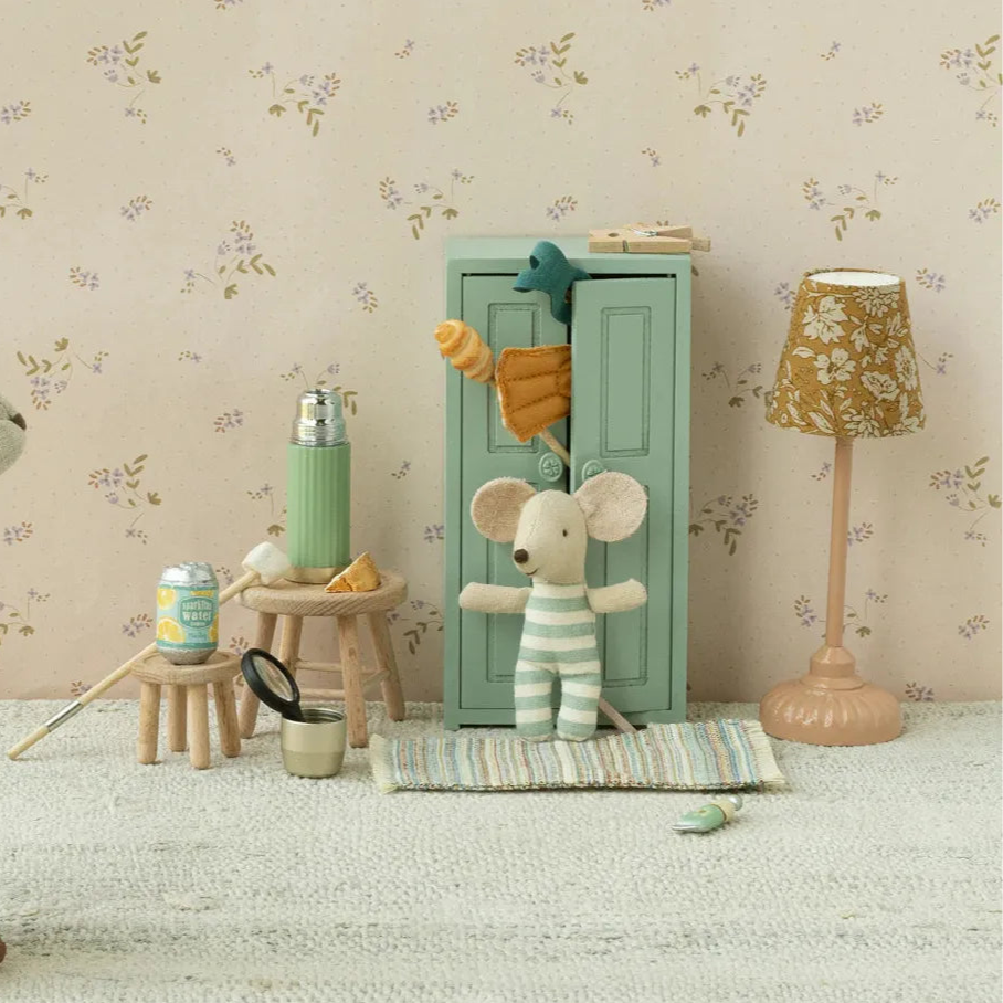 Closet de madera para ratoncitos - Soft blue