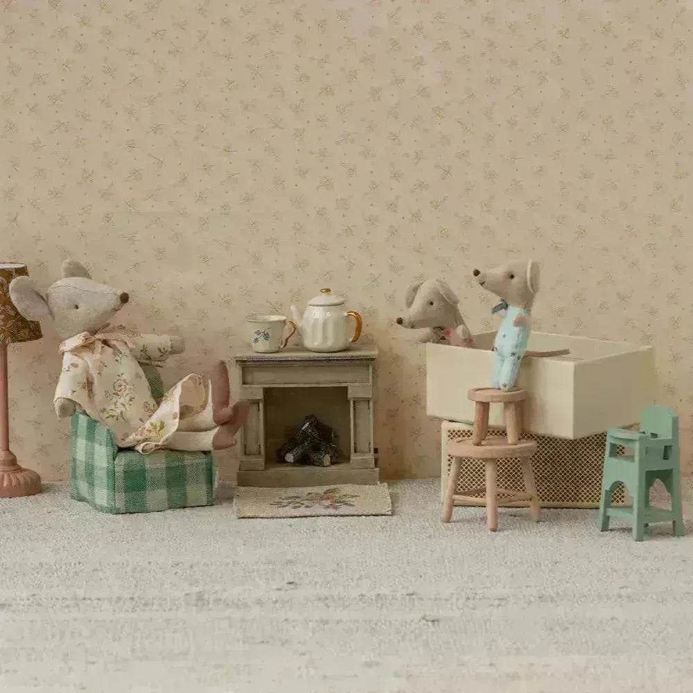 Ratoncitos - Twins baby mice In A Matchbox