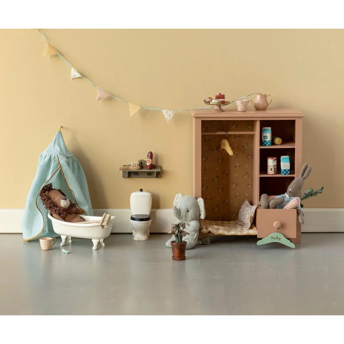 Closet de madera grande - Powder