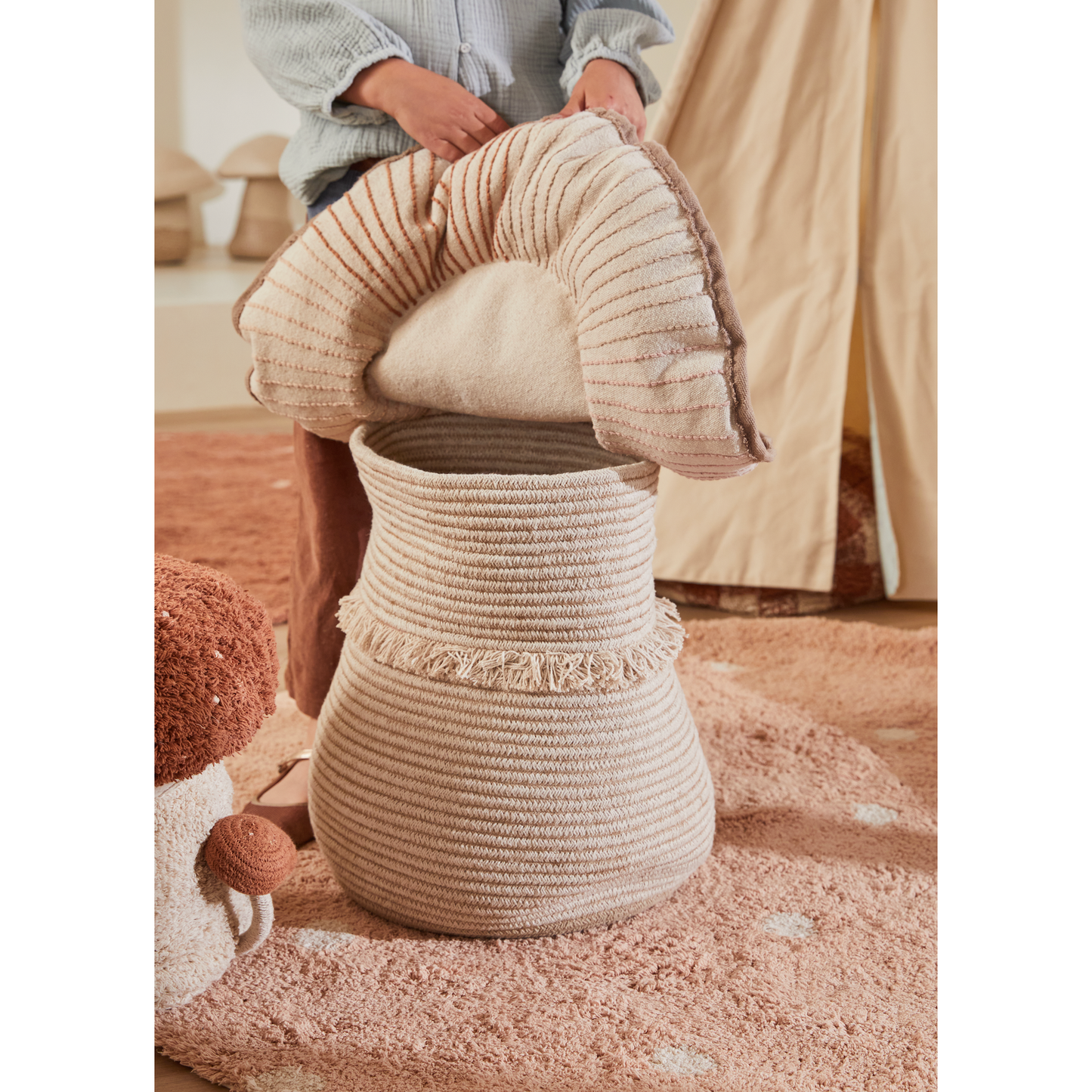 Canasto Giant Mushroom