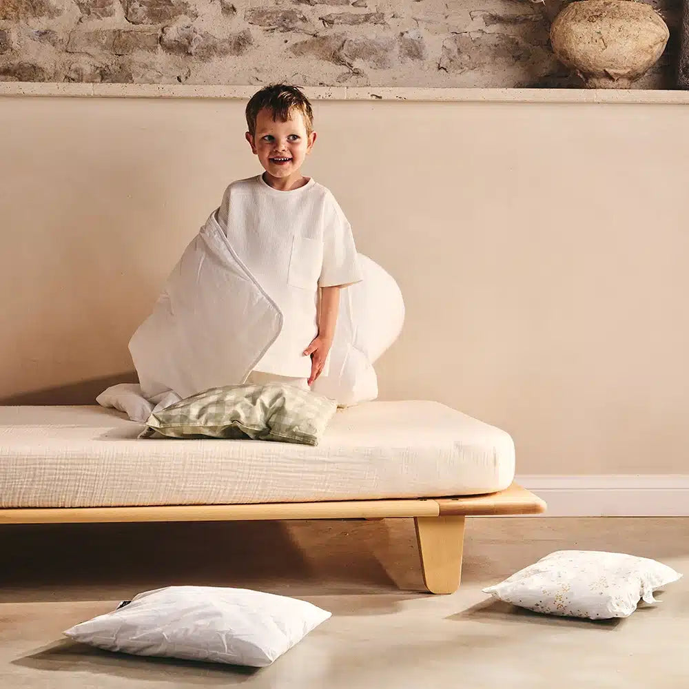 PRE-ORDER Sábana bajera para cama de transición Yomi