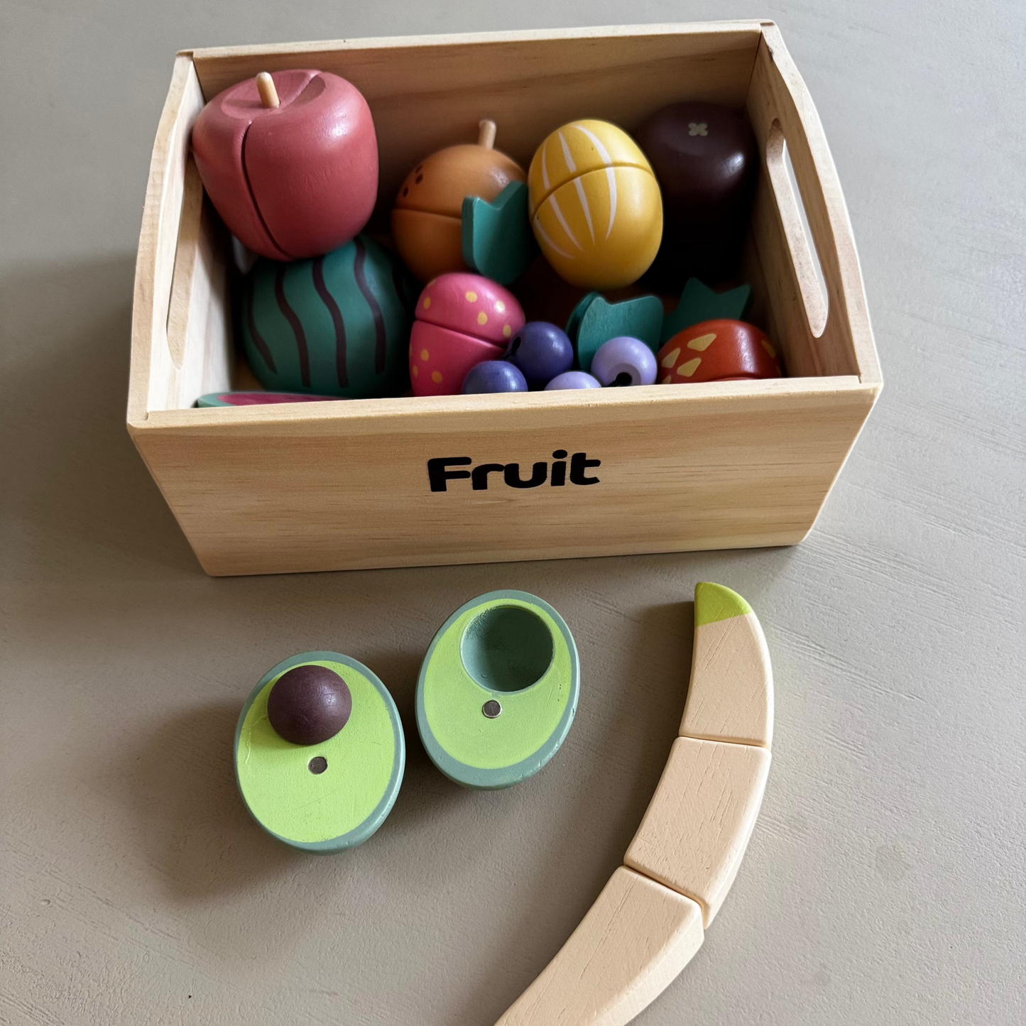 Caja de frutas con imán