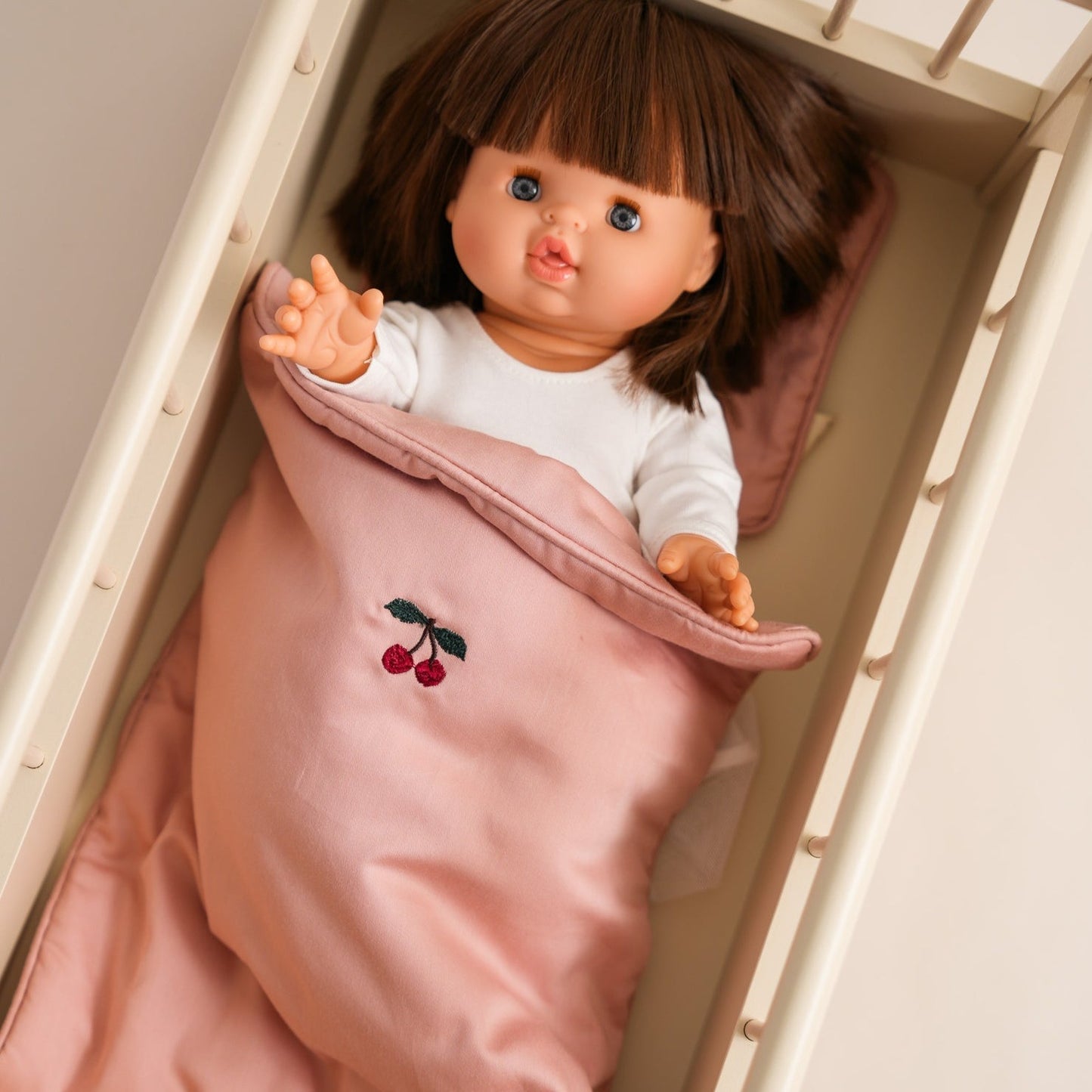 Ropa de Cama para Muñecas - Mahogany Rose