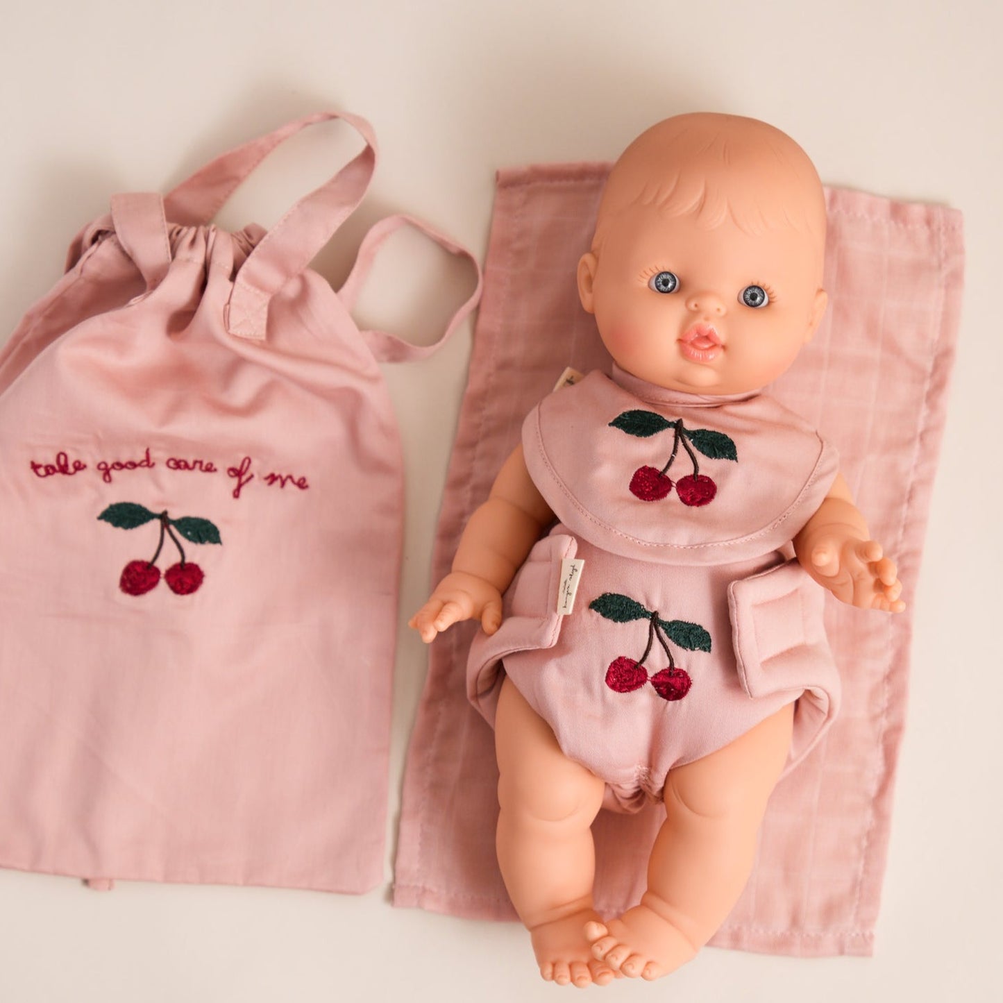 Set de muda para muñeca - Mahogany Rose