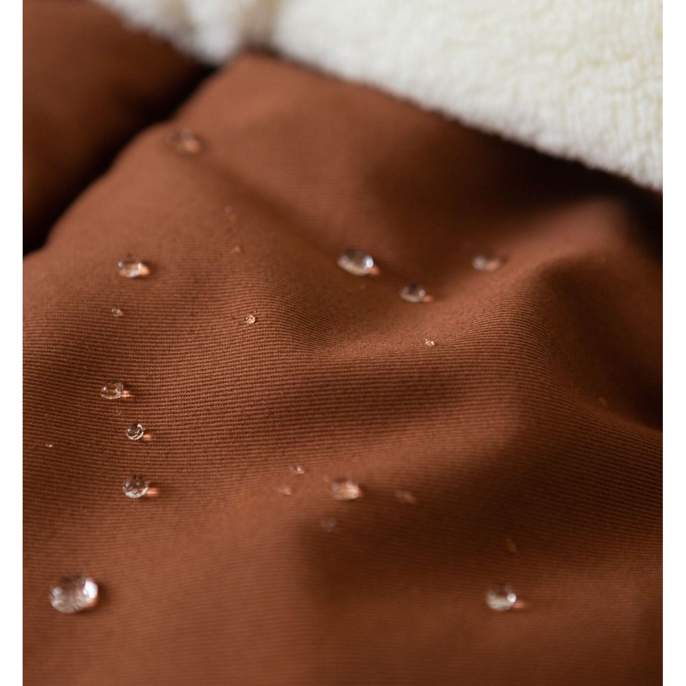 Saco de paseo impermeable baby on the go - Clay Brown