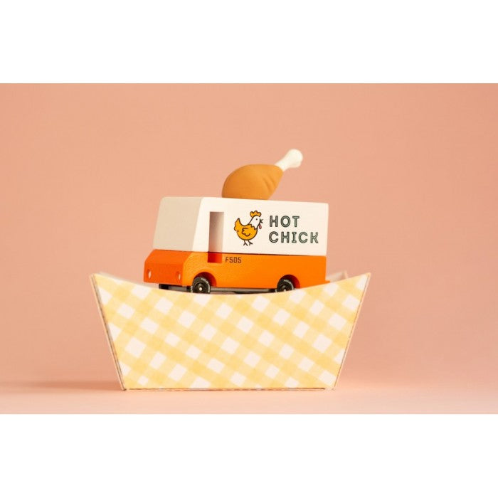 Auto De Madera - Fried Chicken Van