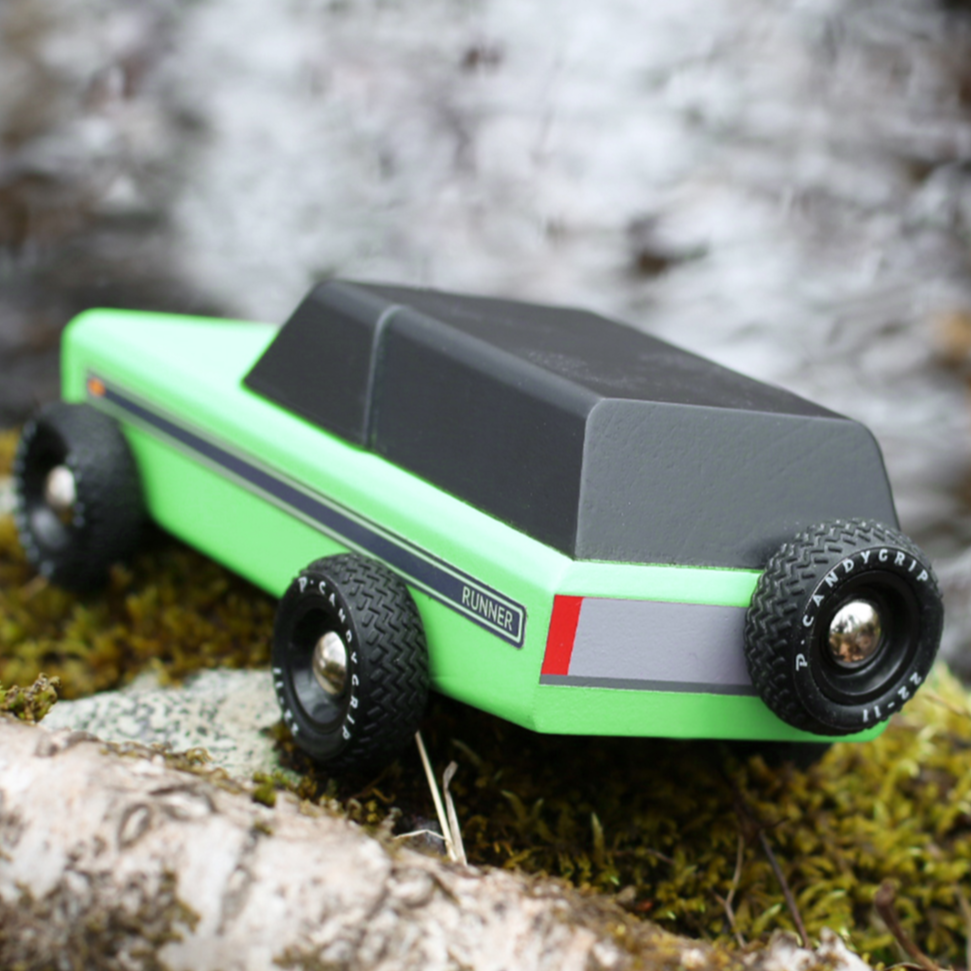Auto De Madera - Runner
