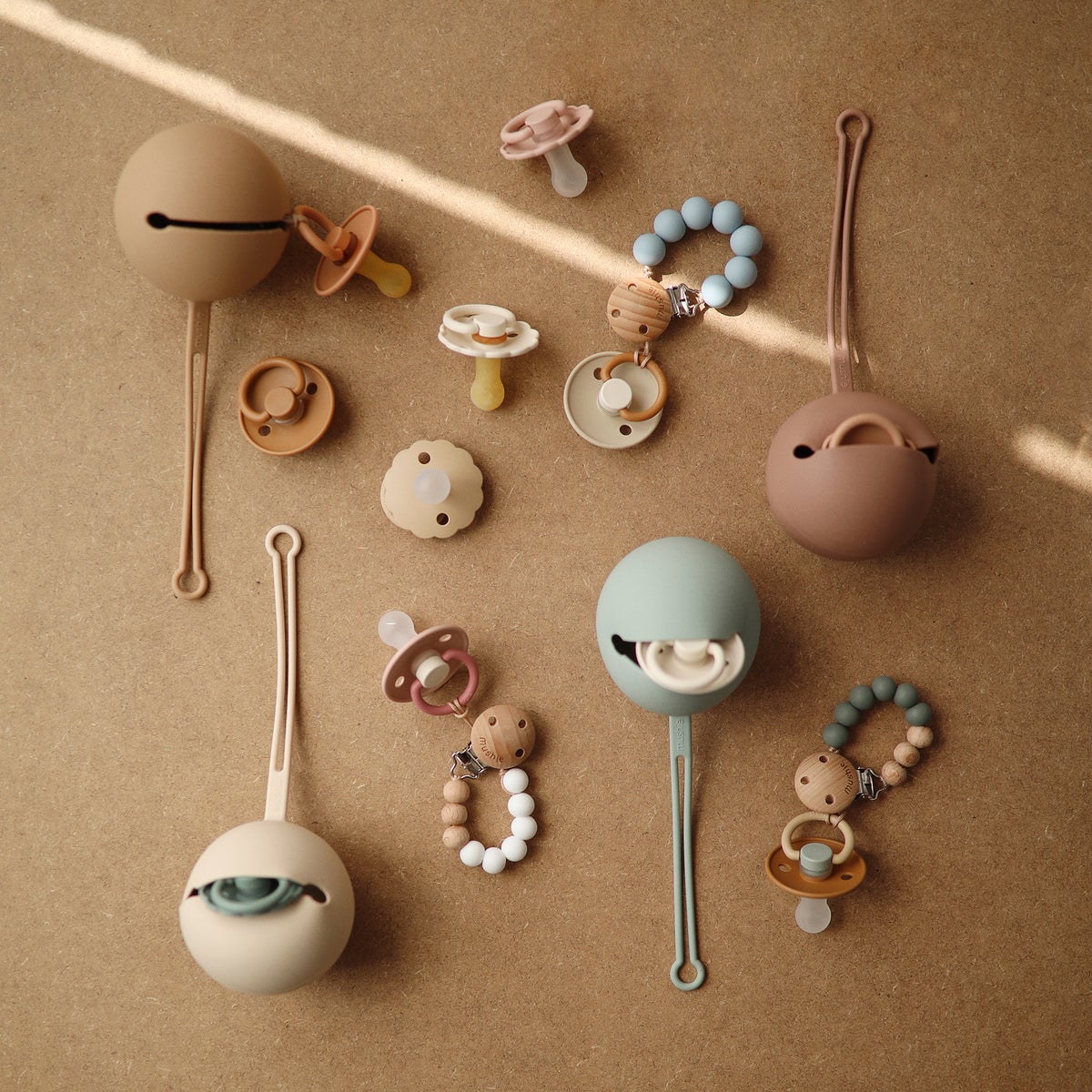 Colgante Guarda Chupetes Silicona - Pacifier Case