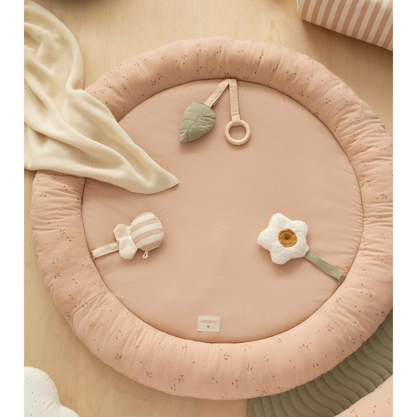 Nido de actividades / Activity Nest - Garden