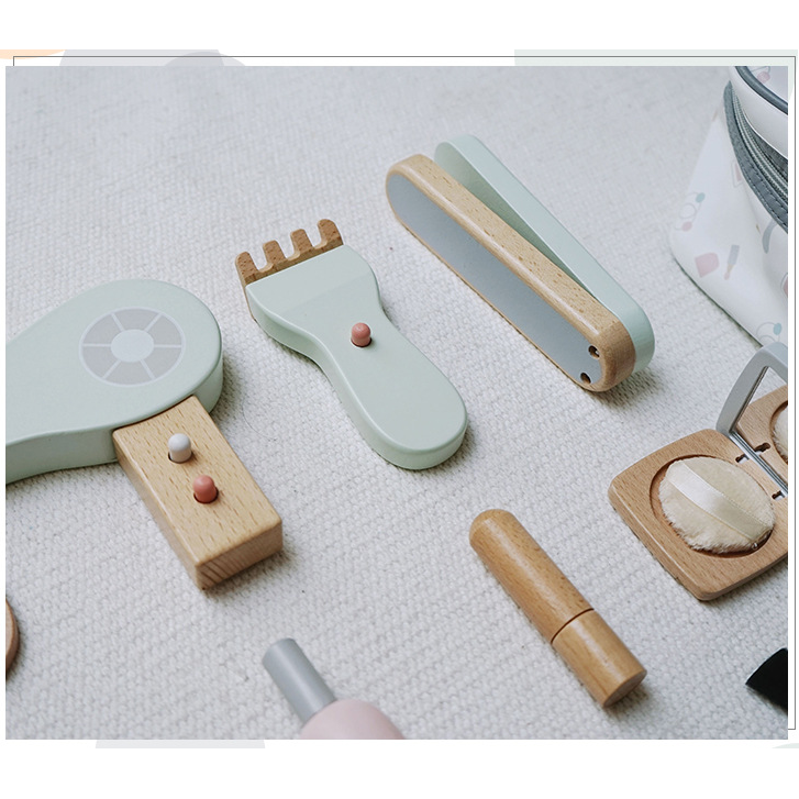Set de Maquillaje y Peluquería
