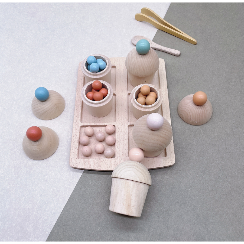 Balls in a cup - Montessori