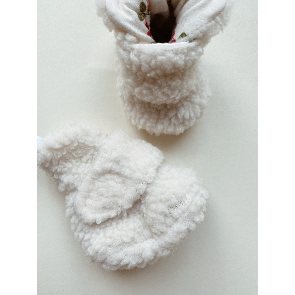Botas Grizz teddy baby boot - Cream off white