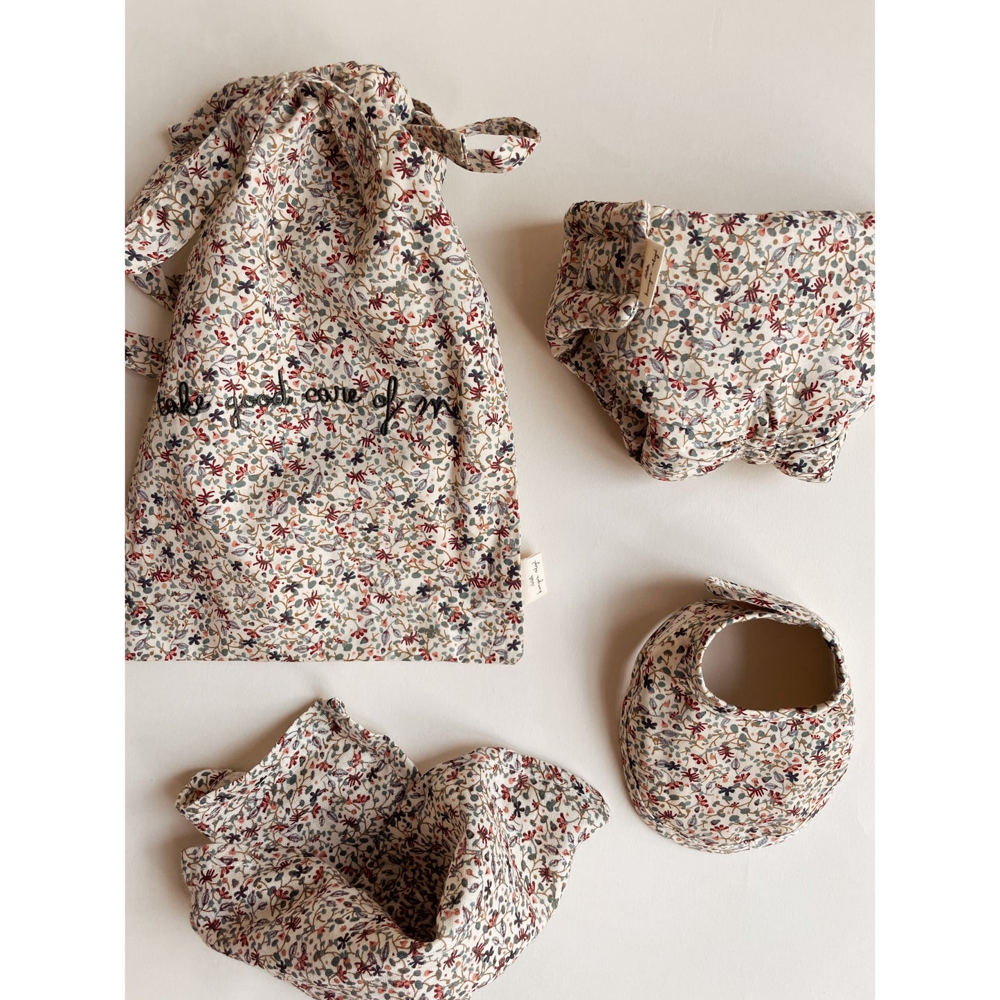 Set de muda para muñeca - Louloudi