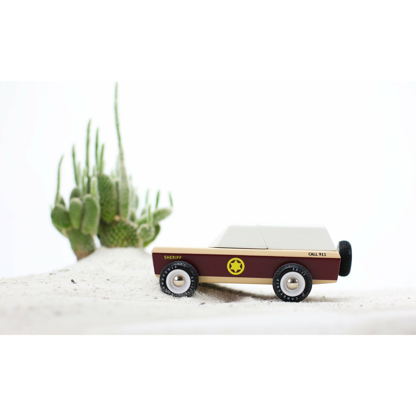 Auto De Madera - Lone Sheriff