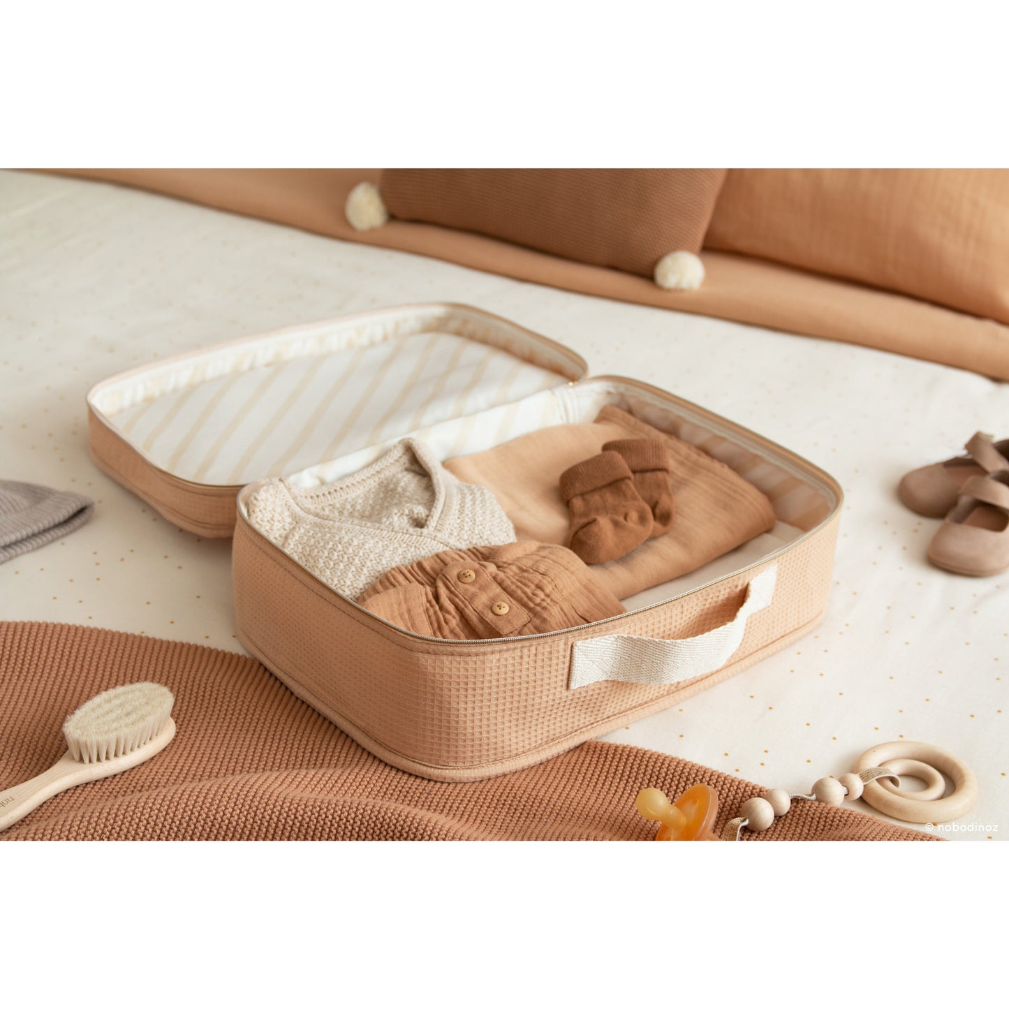 Maletita Victoria baby suitcase - Nude