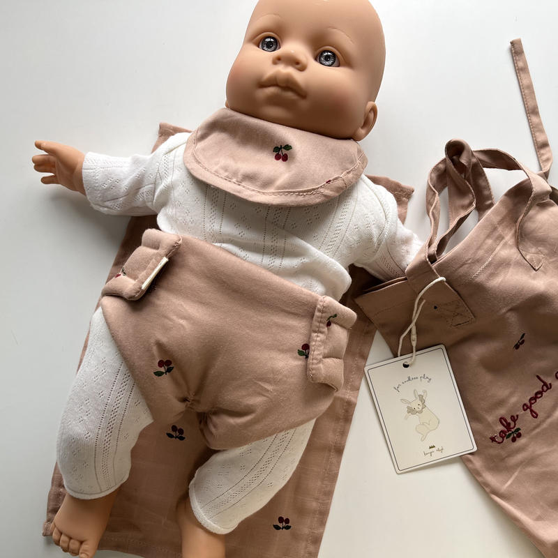 Set de muda para muñeca - Cherry Blush