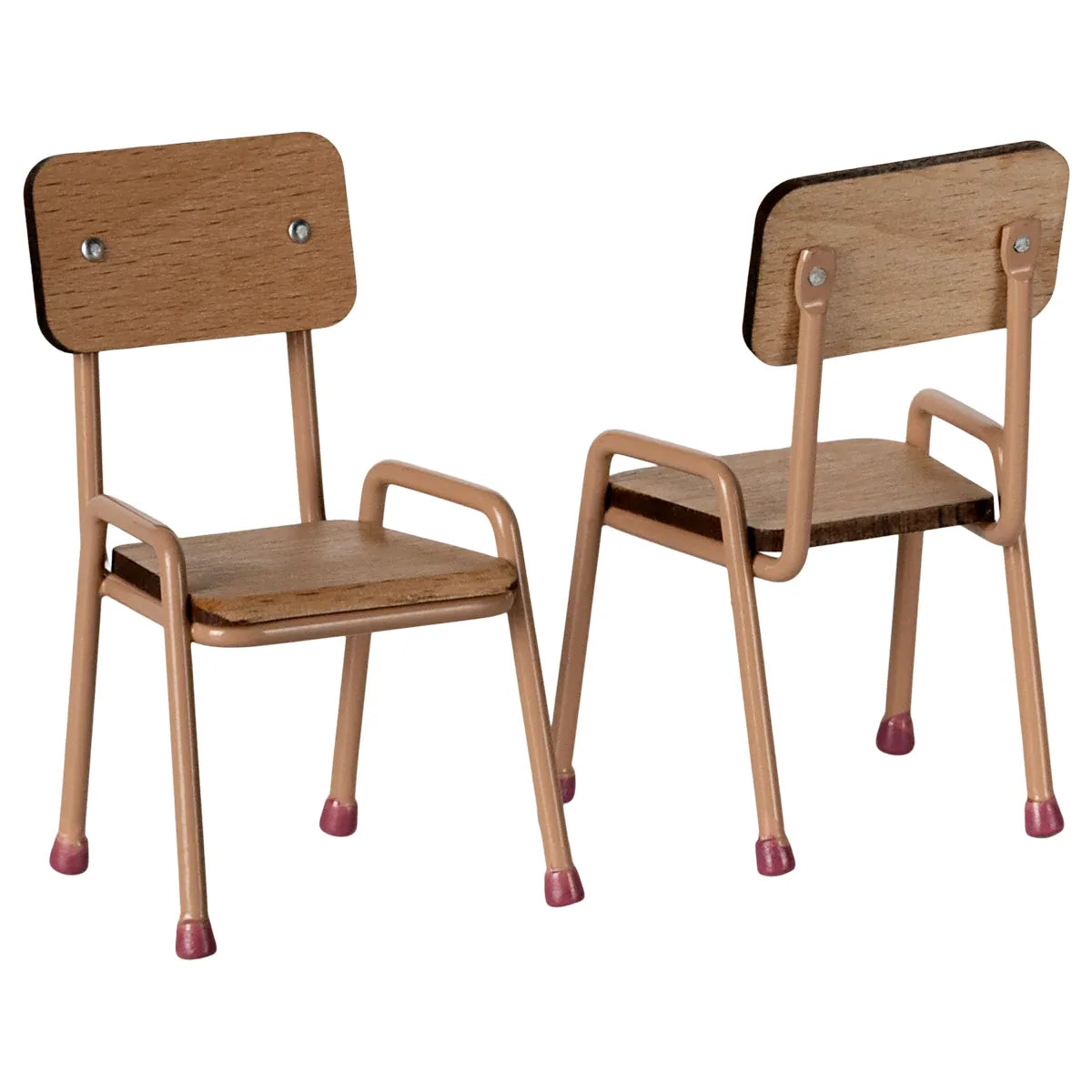 Juego de mesa y sillas para ratoncitos