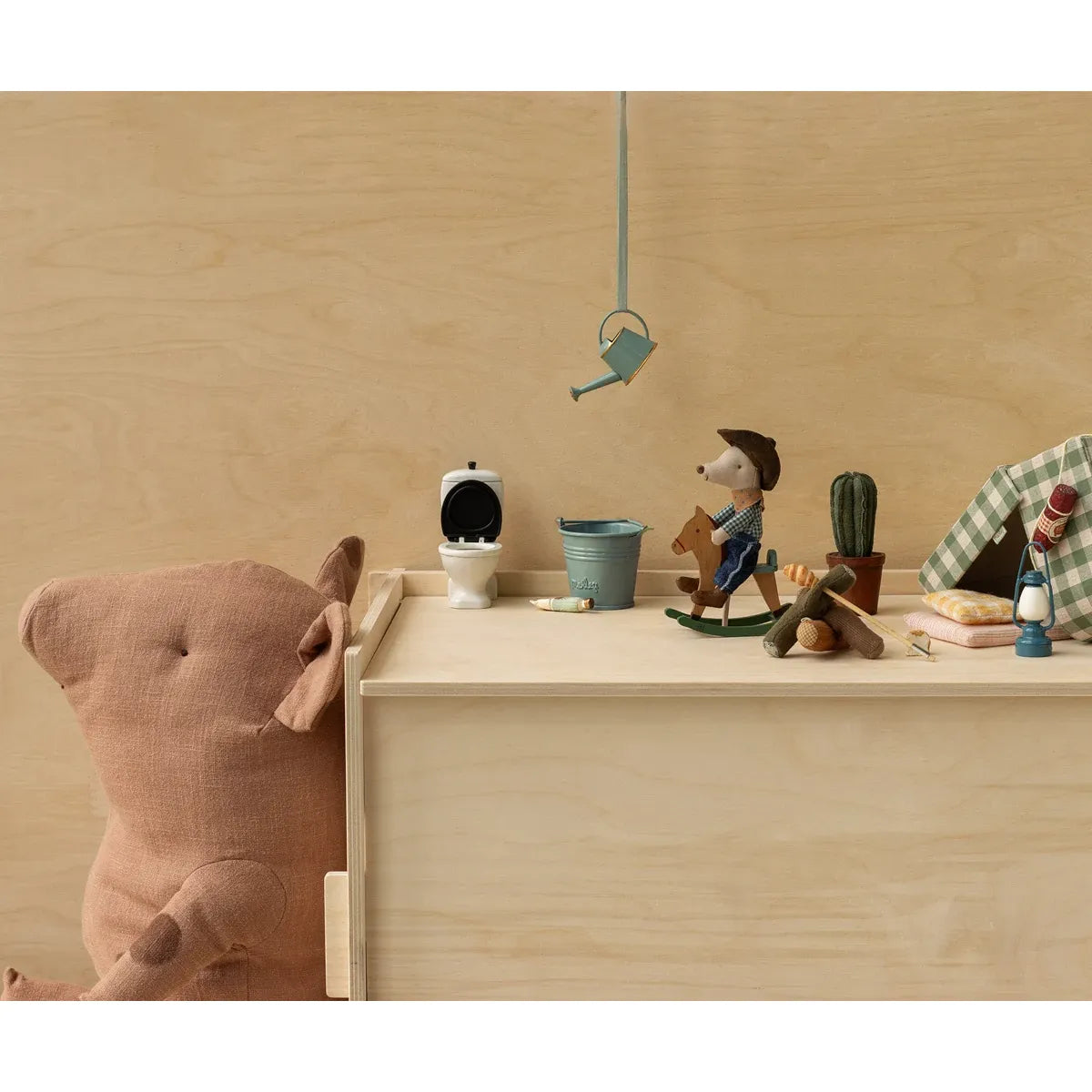 Ratoncito - Cowboy mouse on rocking horse, Little brother