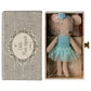 Ratoncito bailarina - Dance mouse in daybed, Little sister