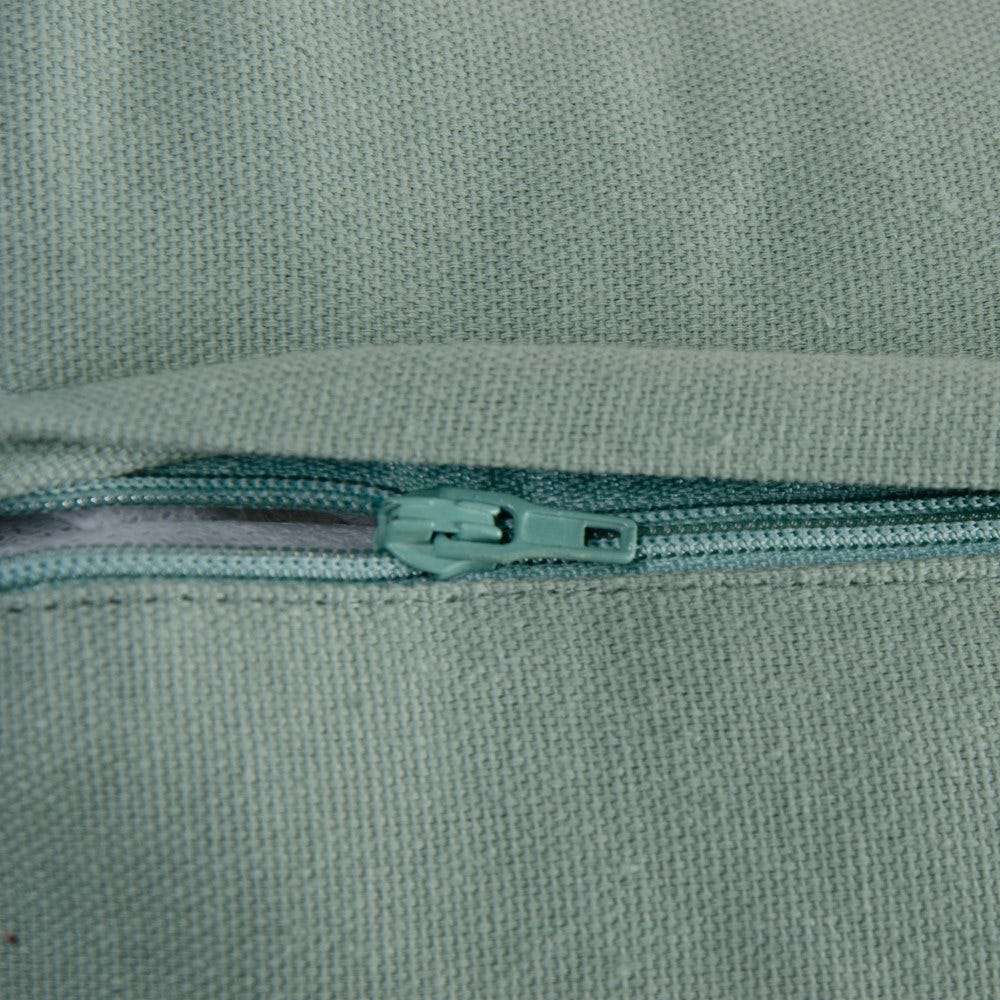 Cojin Cuadrado Pompones