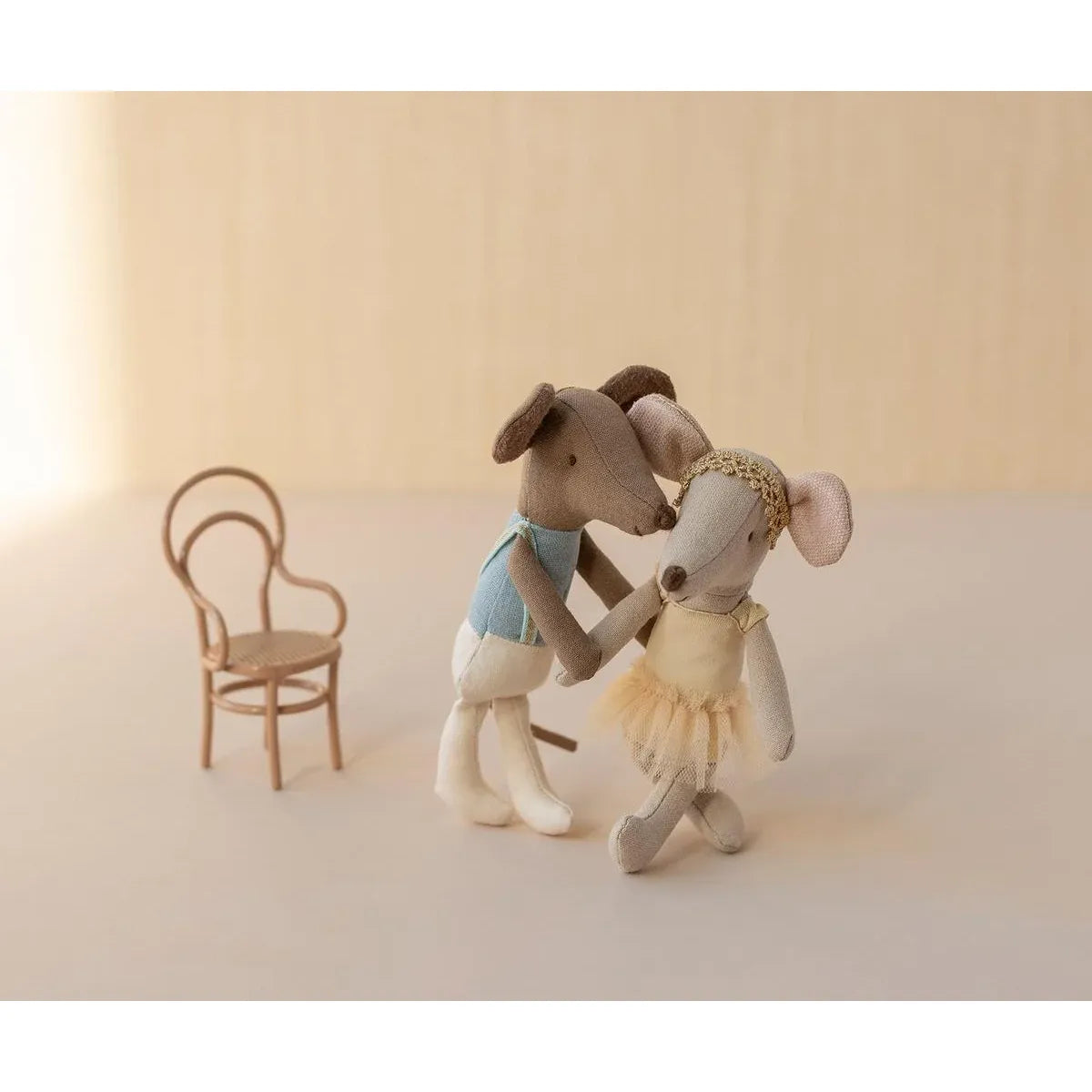 Ratoncito bailarina - Ballet dancer mouse, Big sister