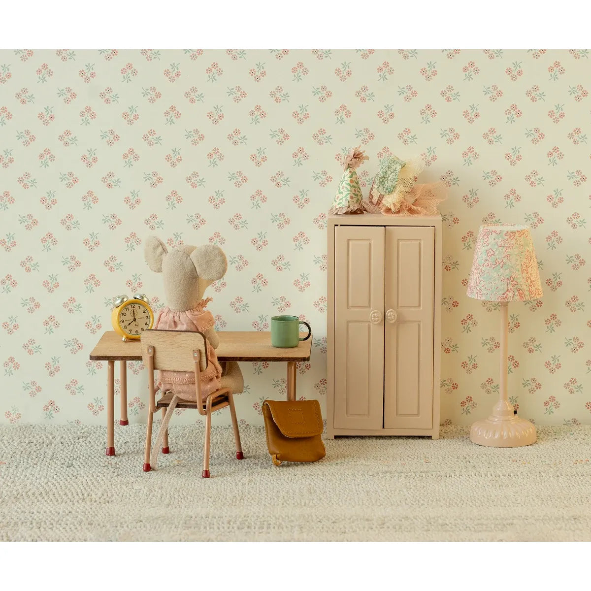 Lámpara de pie vintage para ratoncitos - Powder