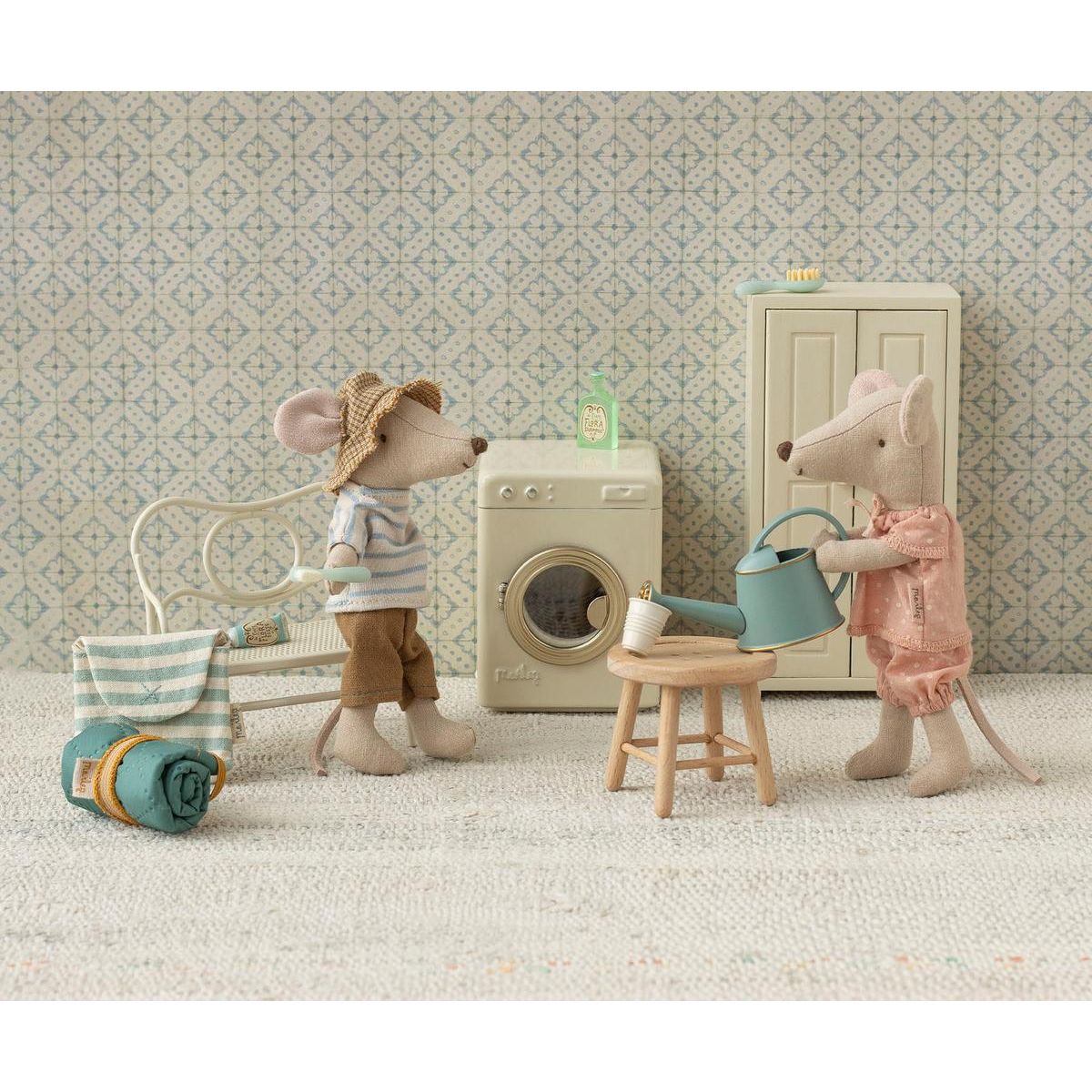Ratoncito - Big sister mouse in matchbox con imanes