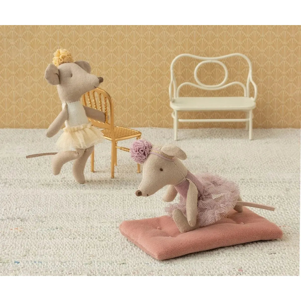 Ratoncito - Ballerina mouse, Little sister - Heather