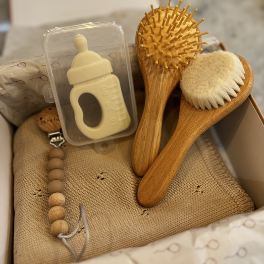 Caja de regalo - Baby essentials Beige