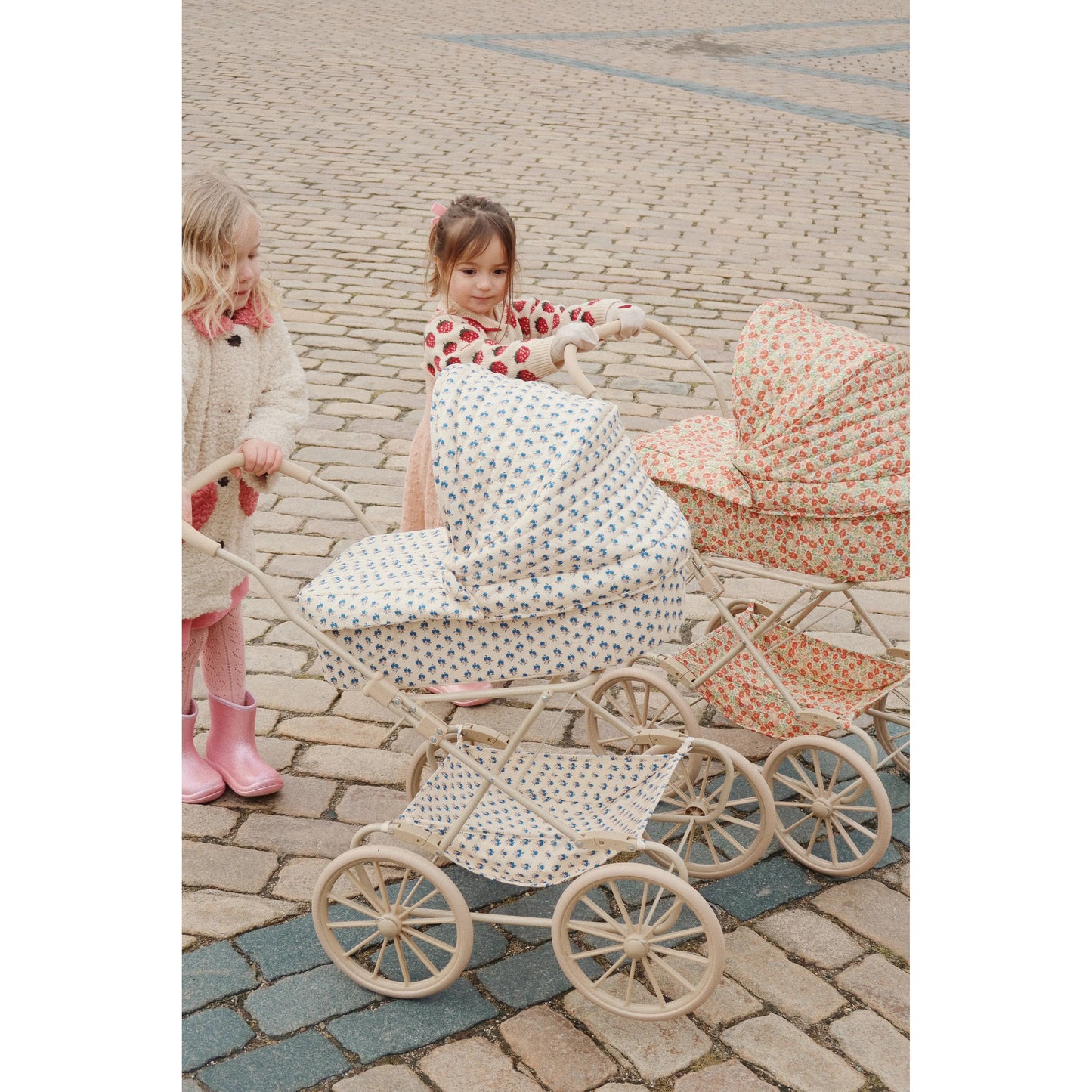 Coche / Moises Vintage para muñecas - Piccoloblu