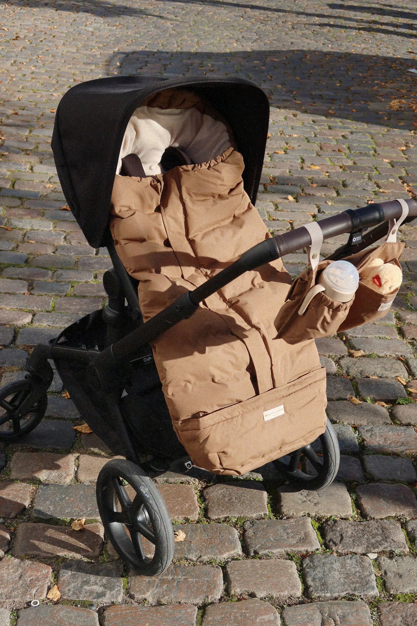 Saco de paseo Nemuri footmuff