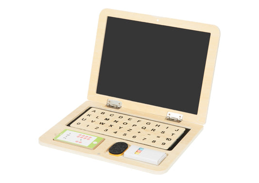 Computador de madera con pizarra