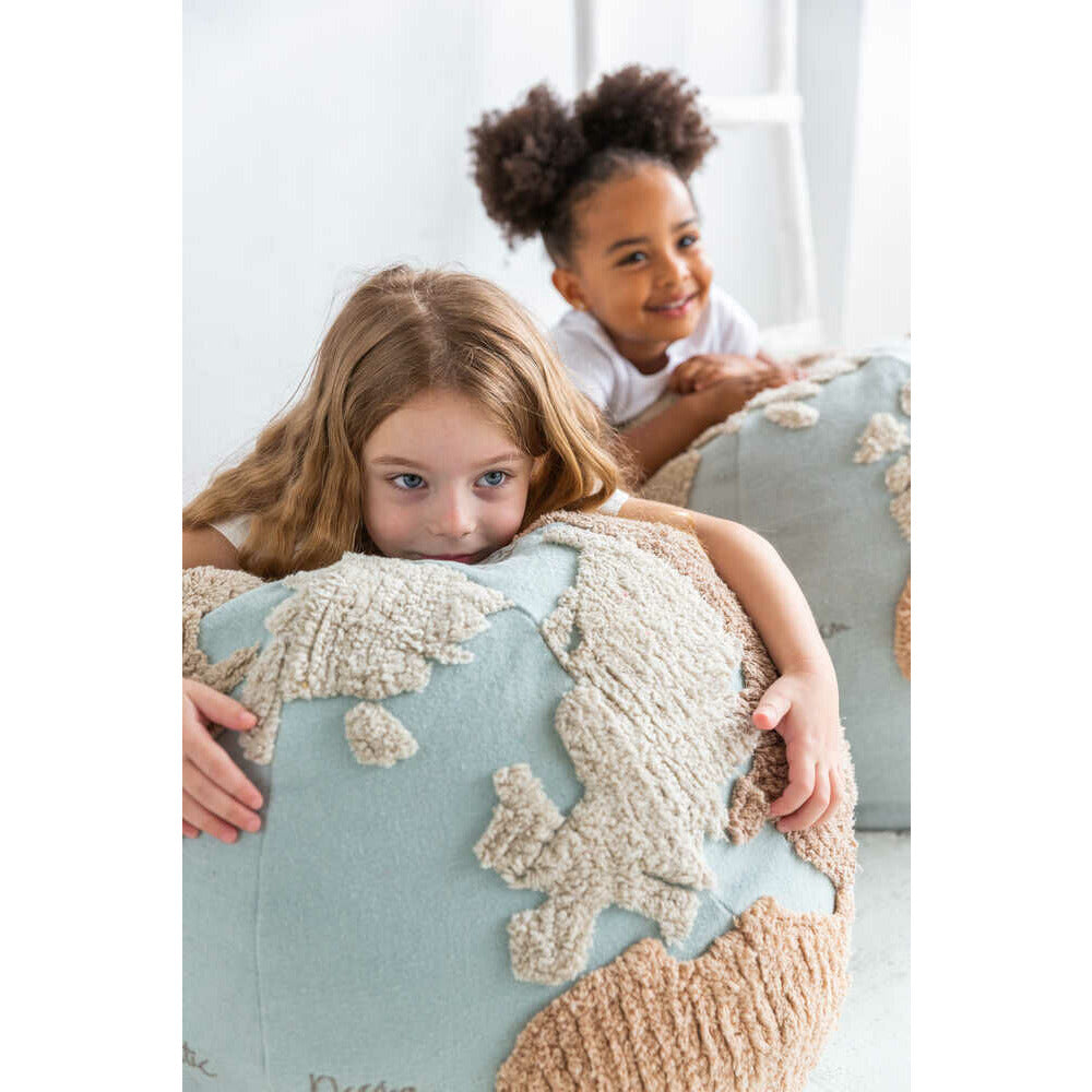 Pouf World Map