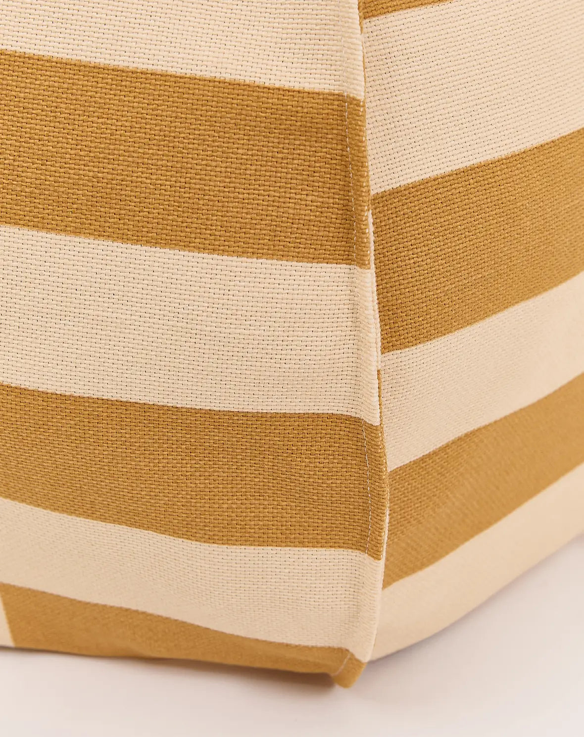 Pouf redondo vibes - Mustard and sand tiles