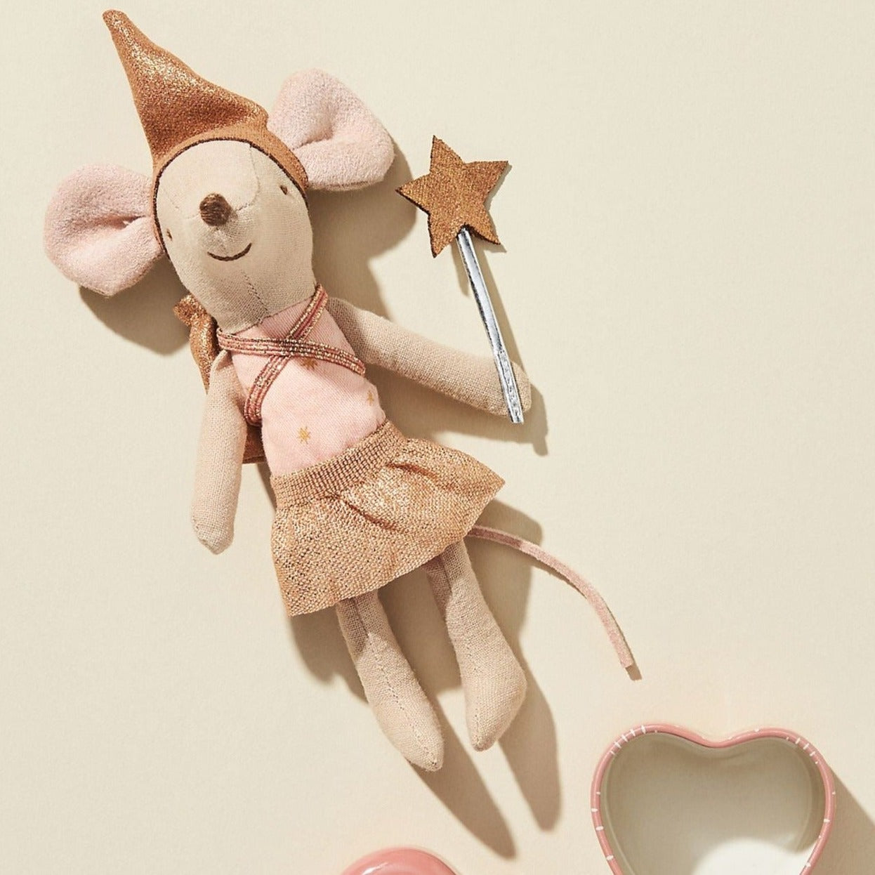 Ratoncito - Tooth Fairy Mouse in a matchbox pink