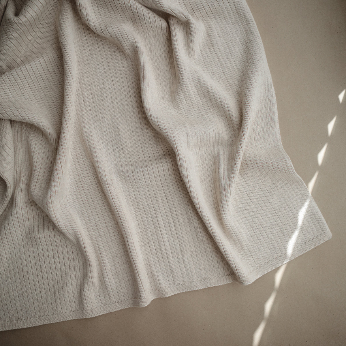 Manta Tejida - Ribbed Beige Melange