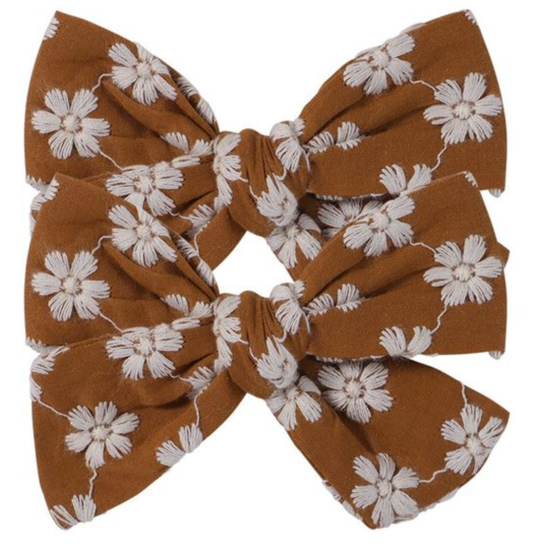 Set 2 Pinches Rosita con flores bordadas - Ochre