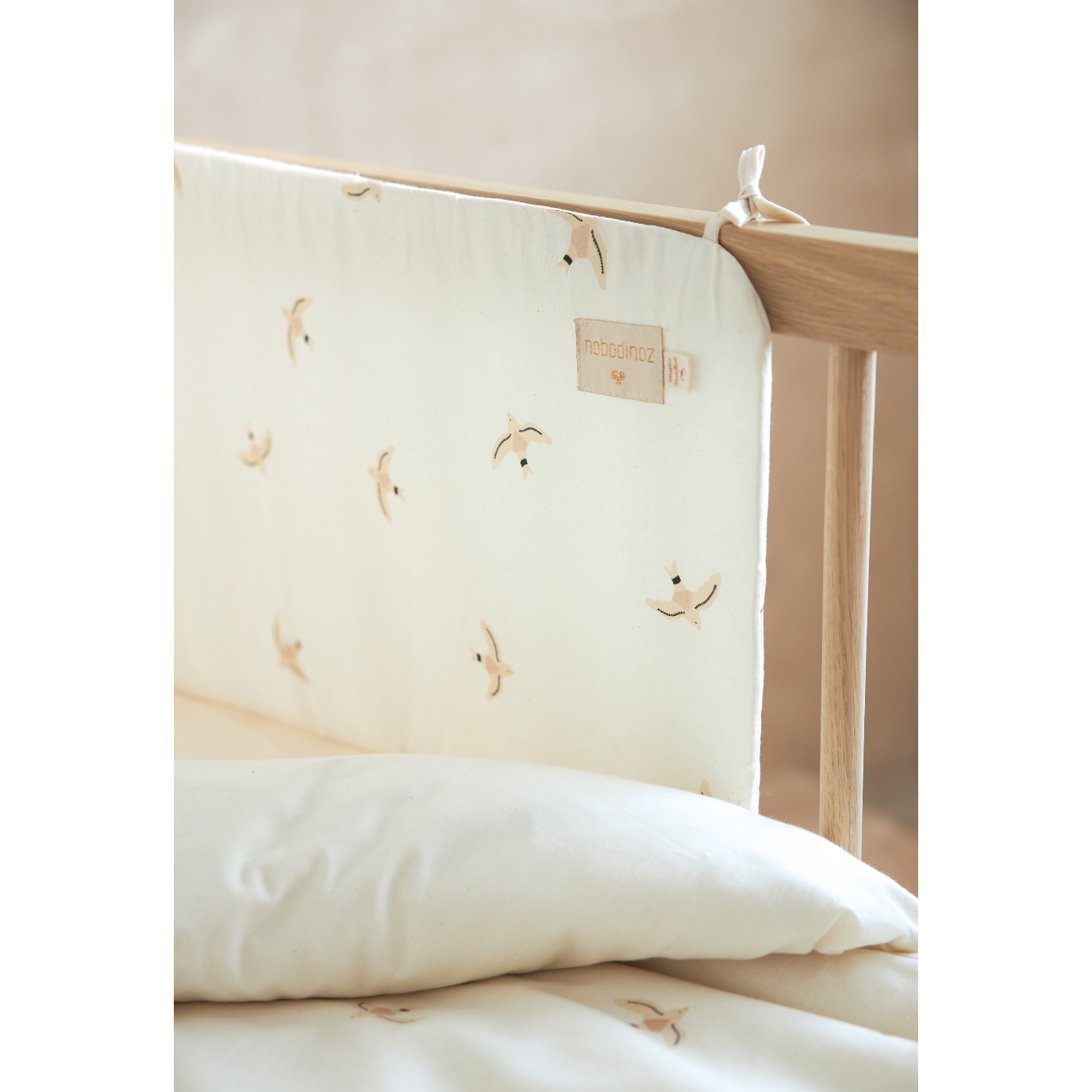 Protector de cuna Nest -  Nude Haiku Birds Natural