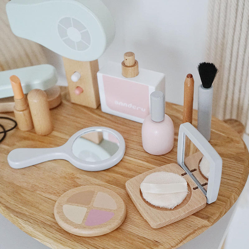 Set de Maquillaje y Peluquería