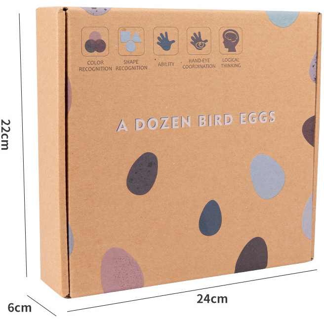 Set de huevitos de pajaro en una caja
