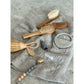 Caja de regalo - Baby essentials Pebble con sonajero rattan