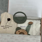 Caja de regalo - Baby essentials Sage