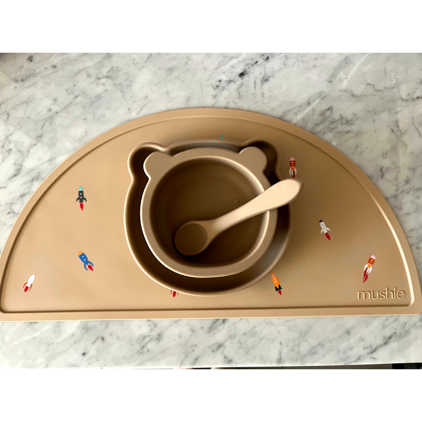Plato Silicona Bear - Taupe