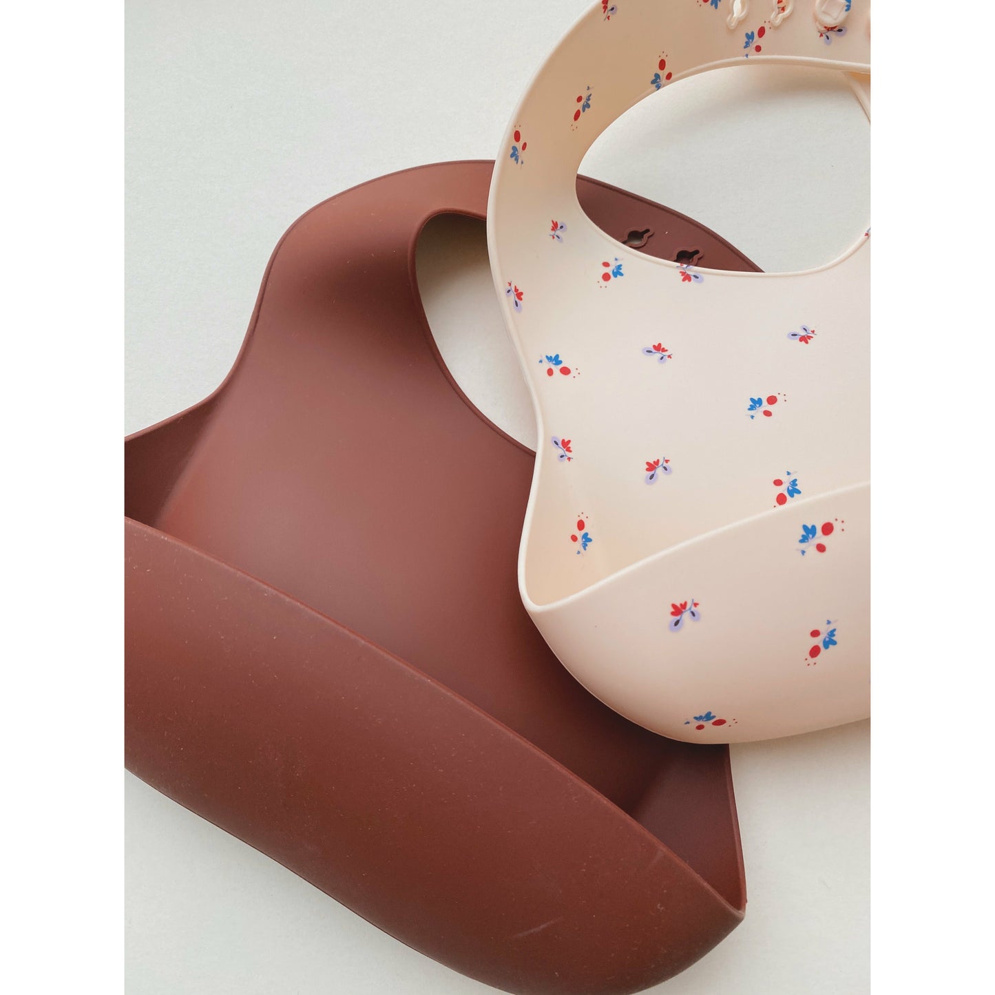 Set 2 Baberos Silicona - Bloom / Bordeaux