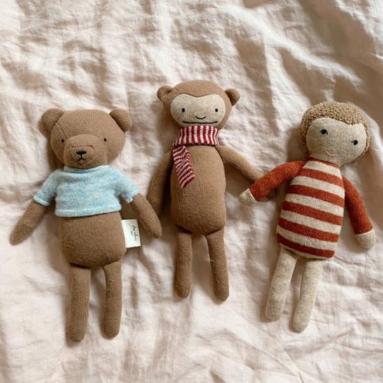 Muñeco tejido - Theodor the Teddy