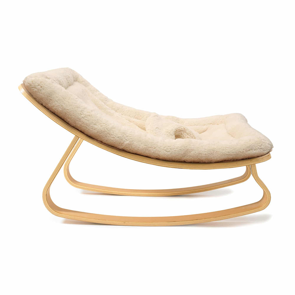 PRE-ORDER Mecedora Levo - Fur Milk