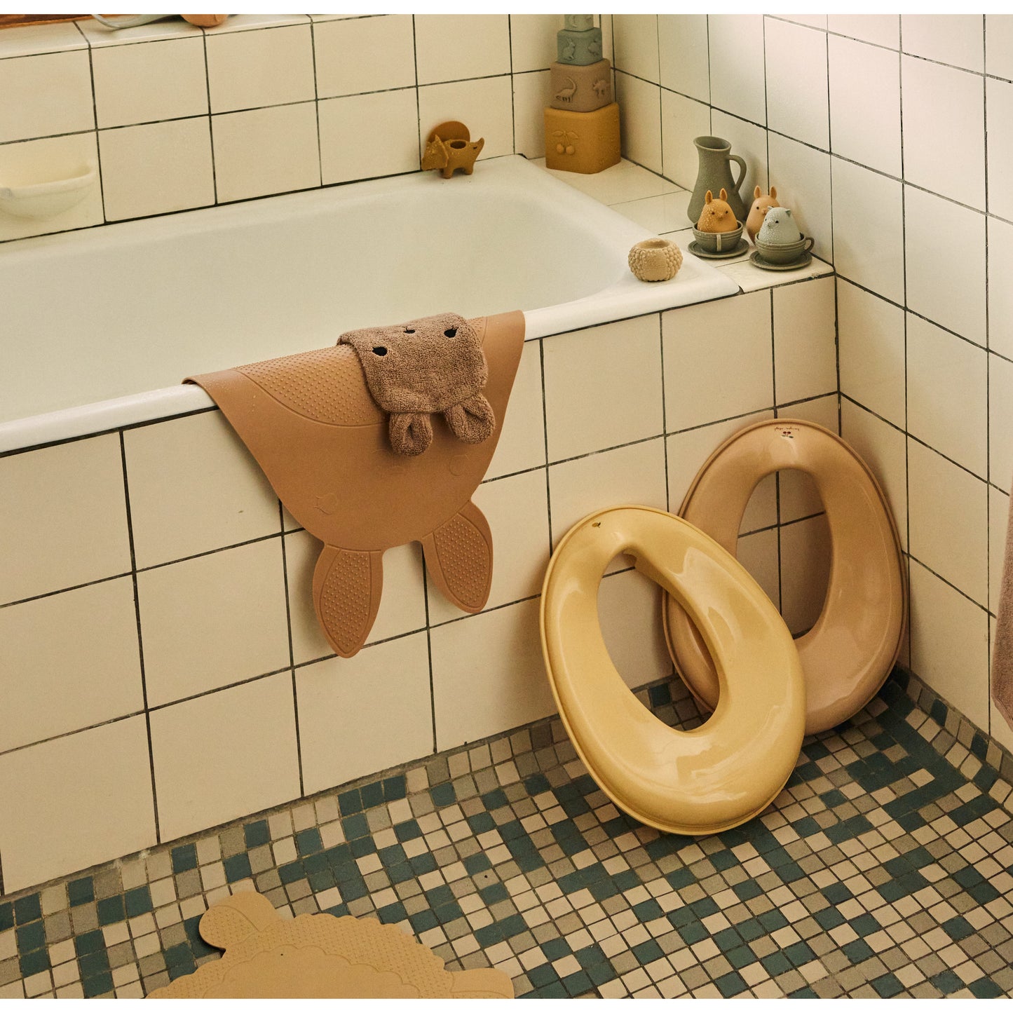 Piso De Baño - Bunny Almond