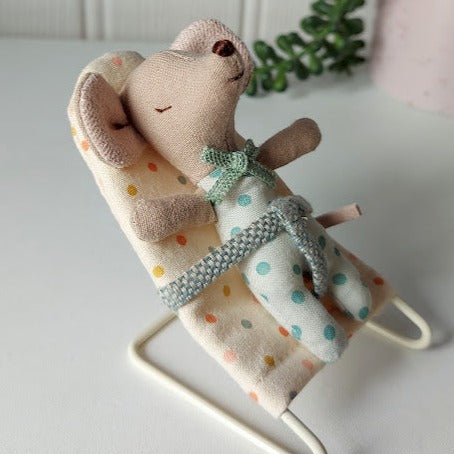 Mecedora para ratoncitos - MY