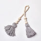 Colgante Madera - Pompones Gris