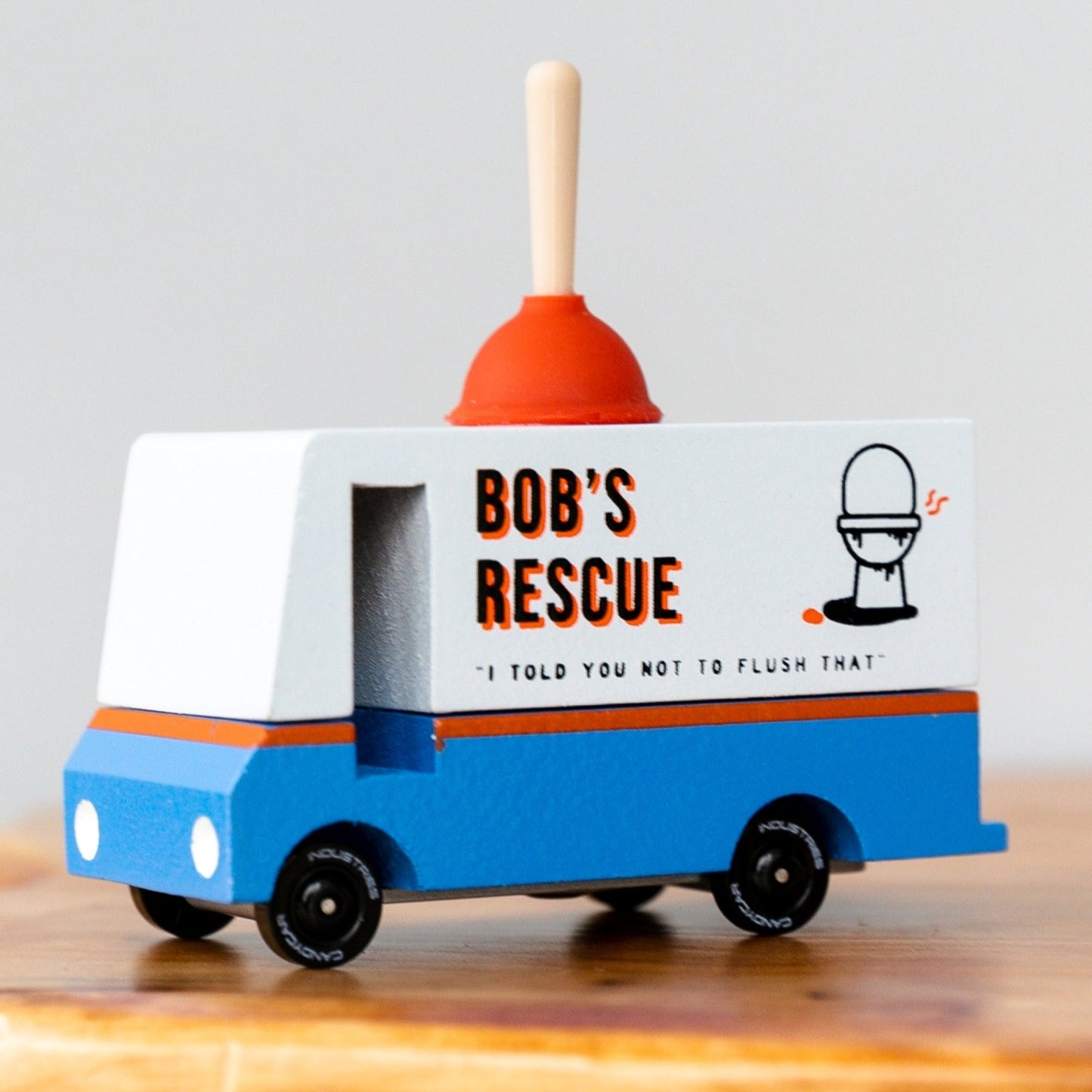 Auto De Madera - Plumbing Van